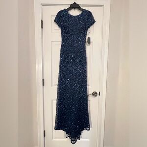 Adrianna Papell Women's Short-Sleeve All Over Sequin Gown New With Tags Size 0